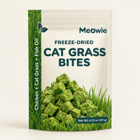 Meowie Cat Grass Bites pouch